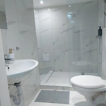 Brhomes Pearl Budapest Kültér fotó